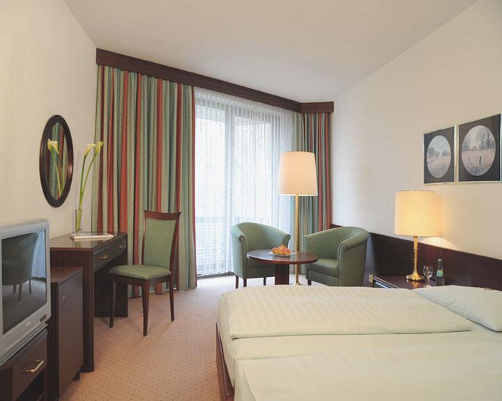 באד הומבורג וור דר הואה Maritim Hotel Bad Homburg חדר תמונה